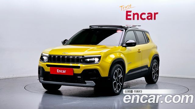 Jeep мститель 2024