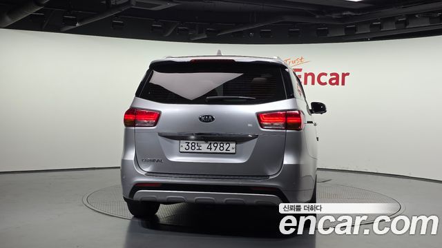 Kia Carnival 2016