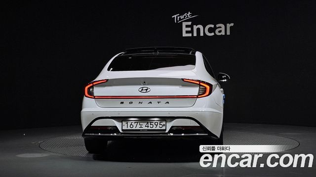 Hyundai Соната (ДН8) 2020