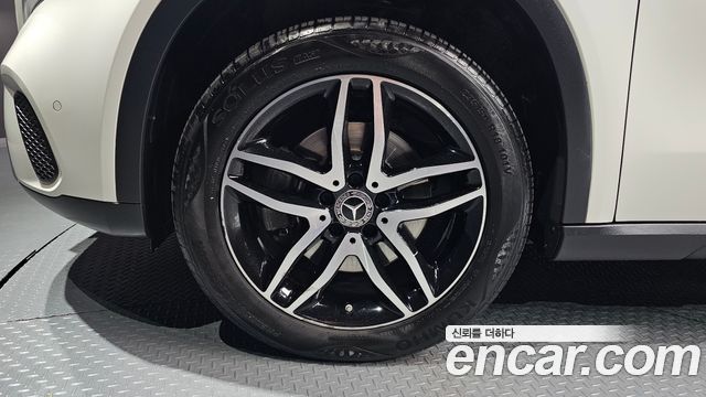 Mercedes-Benz GLA-Класс X156 2018