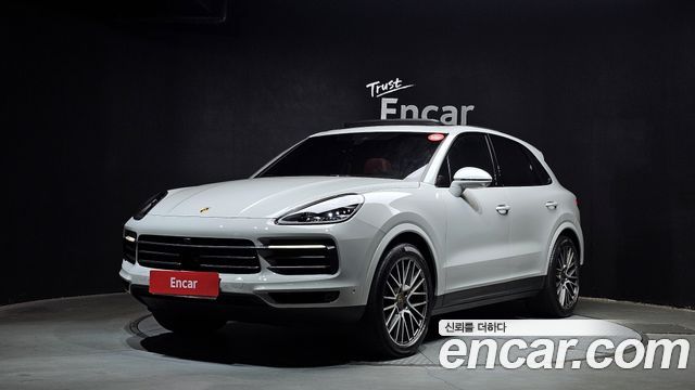 Porsche Кайенна (PO536) 2023