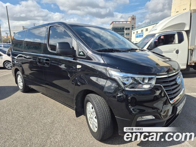 Hyundai Grand Starex 2021