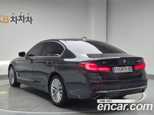 BMW 5 серия (G30) 2021