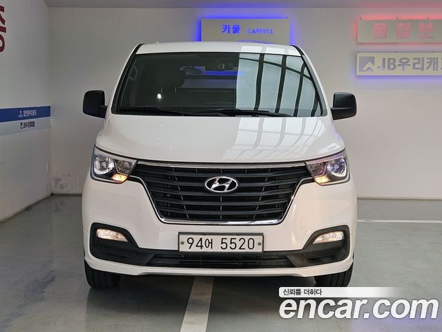 Hyundai Grand Starex 2021
