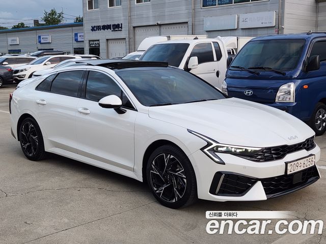 Kia Hybrid K5 третье 2024