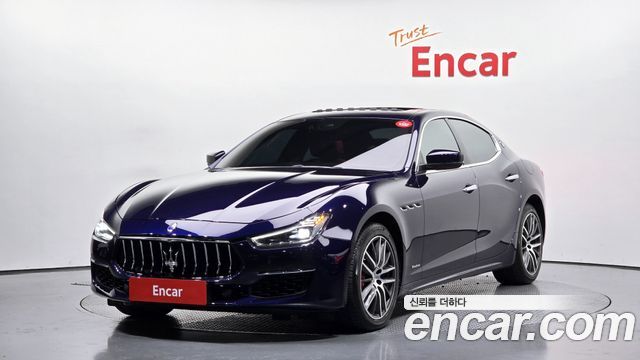 Maserati Гибли 2019