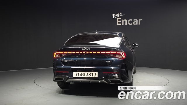 Kia K5 Гибрид 3-го поколения 2023