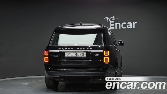 Land Rover Рендж Ровер 4 поколения. 2018