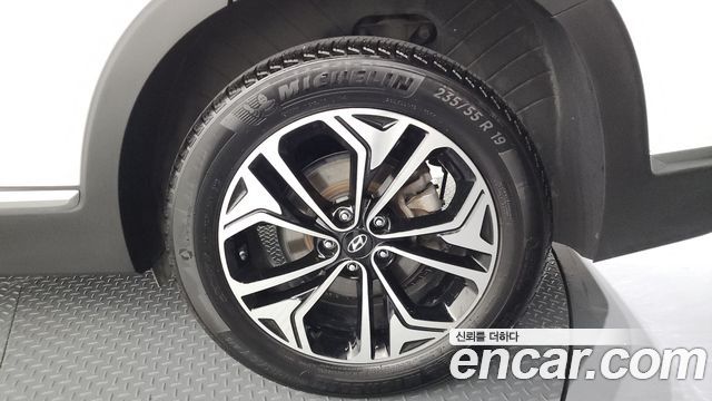 Hyundai Santa Fe TM 2019