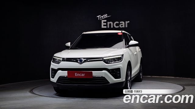KG Mobility (Ssangyong) Очень новый Тиволи 2020