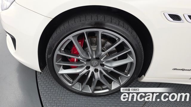 Maserati Кватропорте 2018