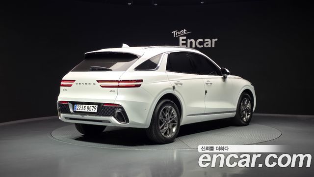 Genesis GV70 2024