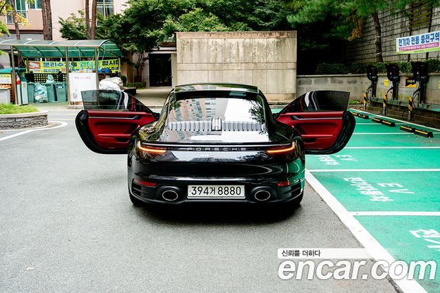 Porsche 911 (992) 2020