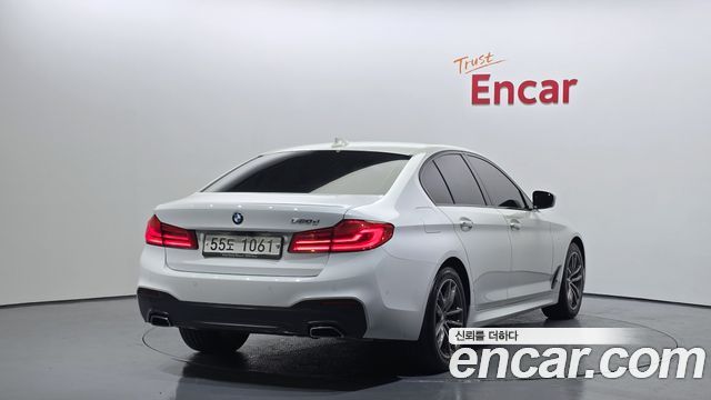 BMW 5 Series (G30) 2017