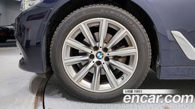 BMW 5 Series (G30) 2019