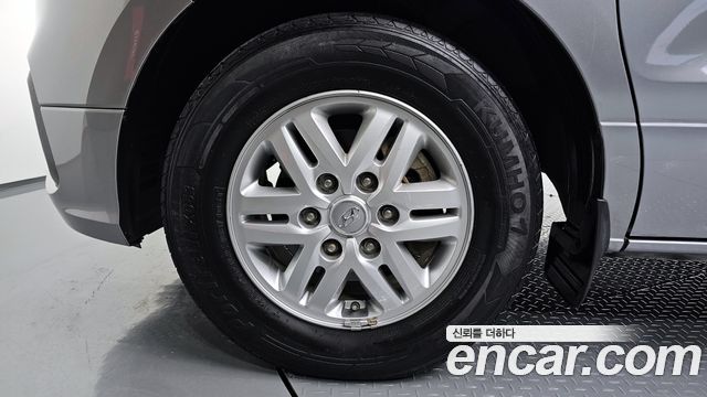 Hyundai Grand Starex 2020