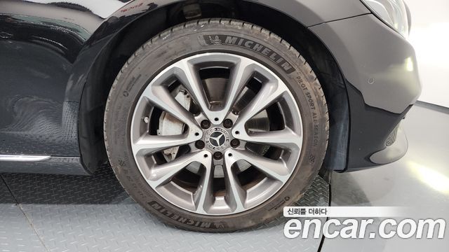 Mercedes-Benz Е-Класс W213 2019