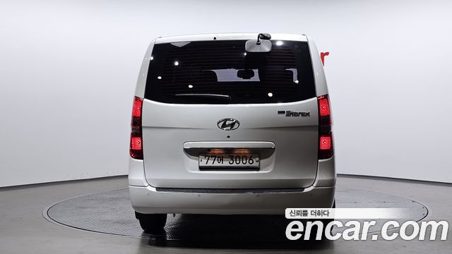 Hyundai Grand Starex 2016