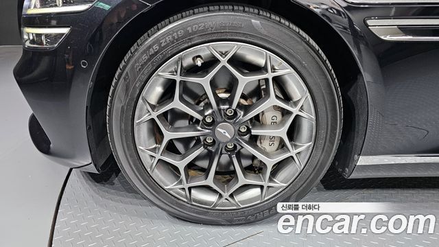 Genesis G80 (RG3) 2022