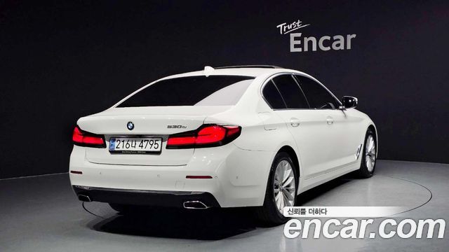 BMW 5 серия (G30) 2021
