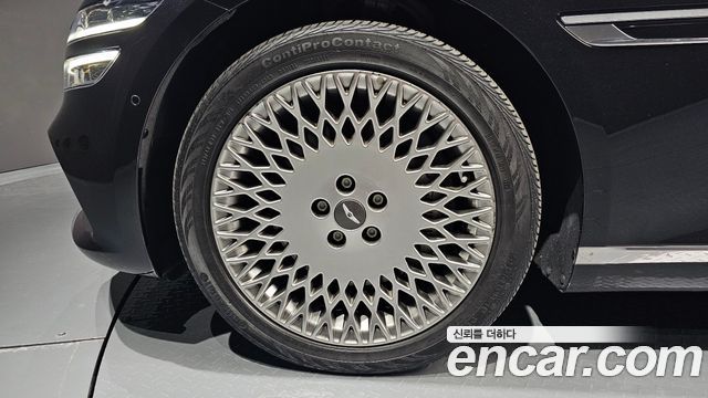 Genesis G80 (РГ3) 2022