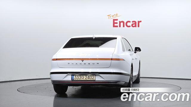 Hyundai Grandeur Hybrid (GN7) 2023