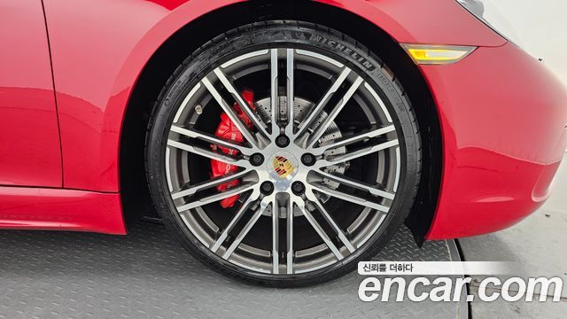 Porsche 718 бокстер 2018