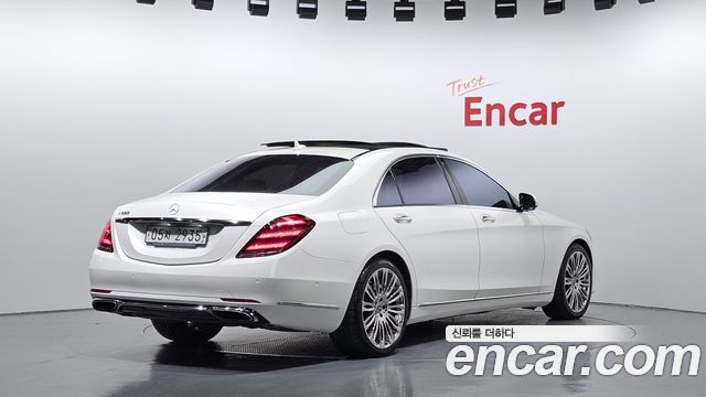 Mercedes-Benz S-Class W222 2018