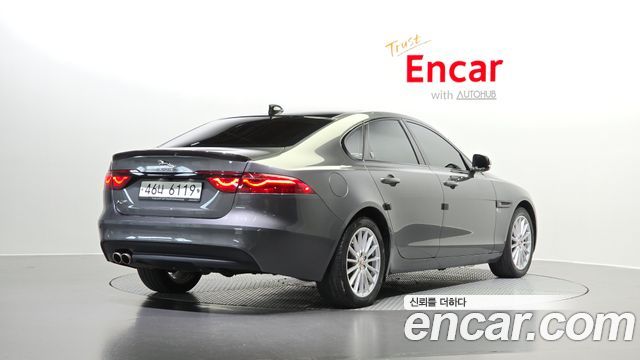 Jaguar ХФ (Х260) 2017
