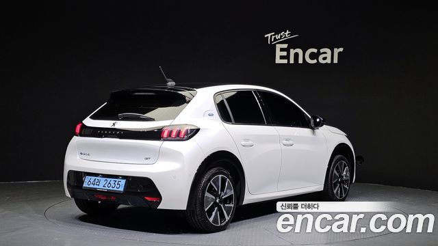 Peugeot е-208 2-го поколения 2022