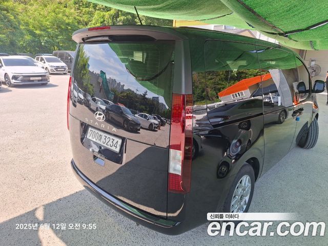 Hyundai Стария 2025