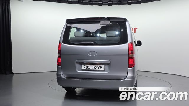 Hyundai Grand Starex 2016