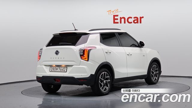 KG Mobility (Ssangyong) Очень новый Тиволи 2022