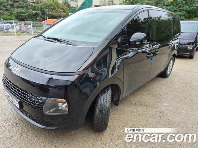 Hyundai Стария 2025