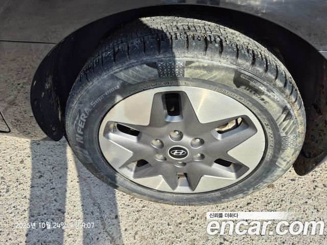 Hyundai Стария 2022