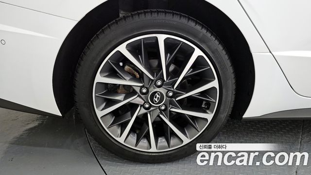 Hyundai Соната Гибрид (DN8) 2022