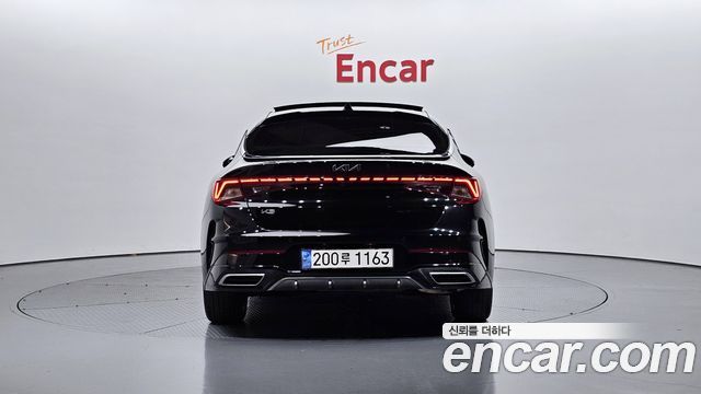 Kia К5 3-го поколения 2023