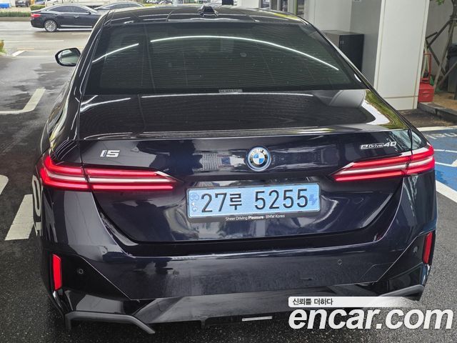 BMW i5 (G60) 2025
