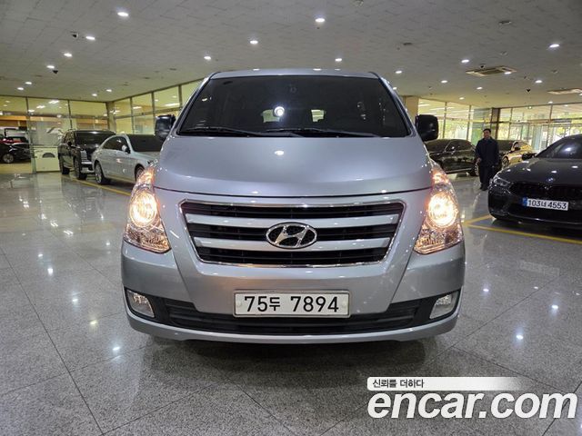 Hyundai Grand Starex 2016