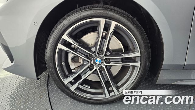 BMW 1 серия (F40) 2023