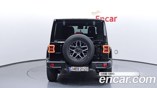 Jeep Рэнглер (JL) 2024