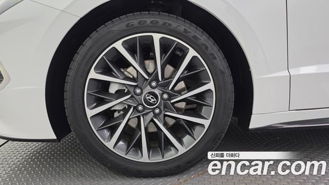 Hyundai Sonata (DN8) 2021