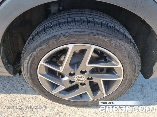 KG Mobility (Ssangyong) Очень новый Тиволи 2022