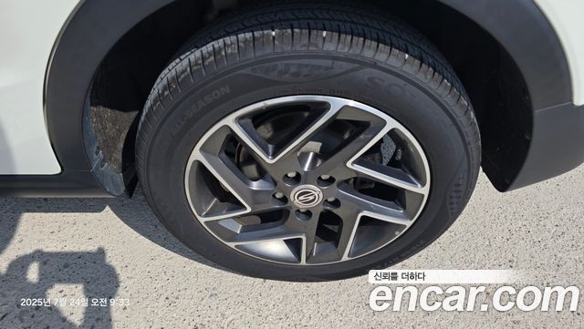 KG Mobility (Ssangyong) Очень новый Тиволи 2022