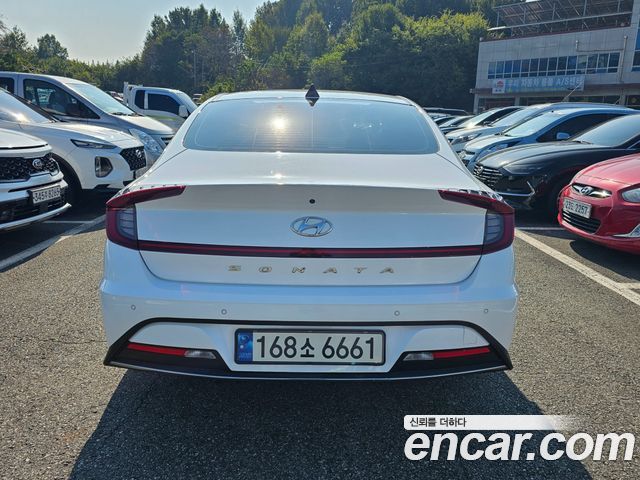 Hyundai Соната (ДН8) 2023