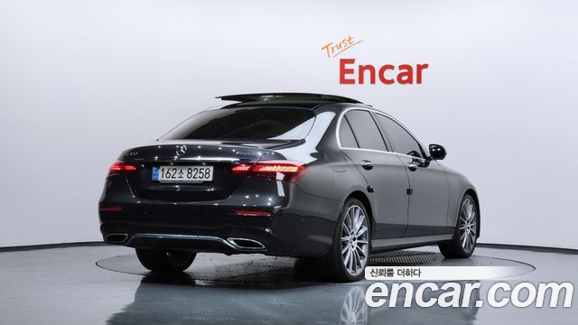 Mercedes-Benz E-Class W213 2022