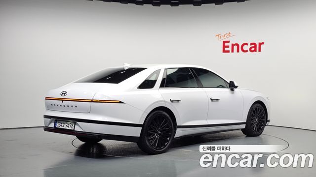 Hyundai Grandeur Hybrid (GN7) 2023