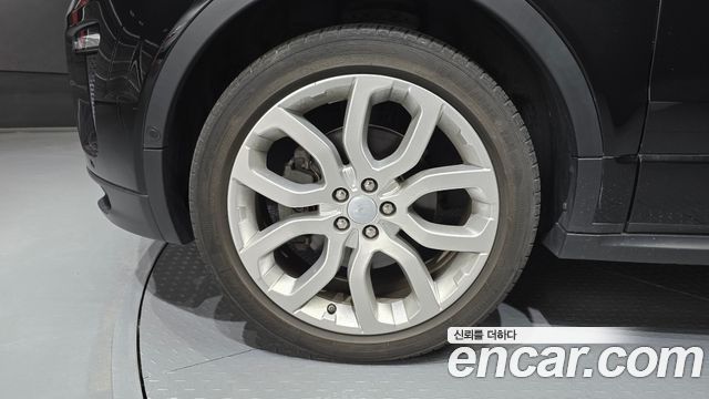 Land Rover Рендж Ровер Эвок 2016