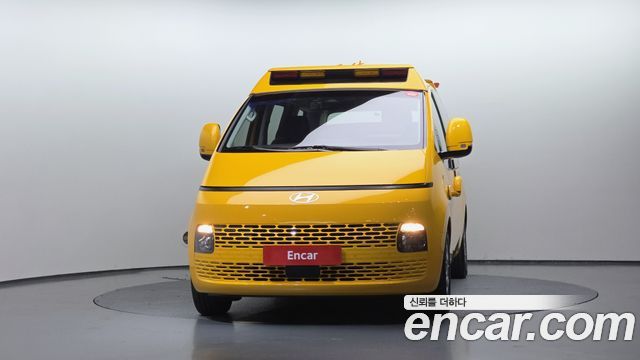 Hyundai Staria 2025