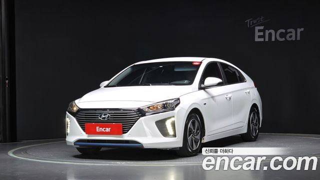 Hyundai ИОНИК Hybrid 2016